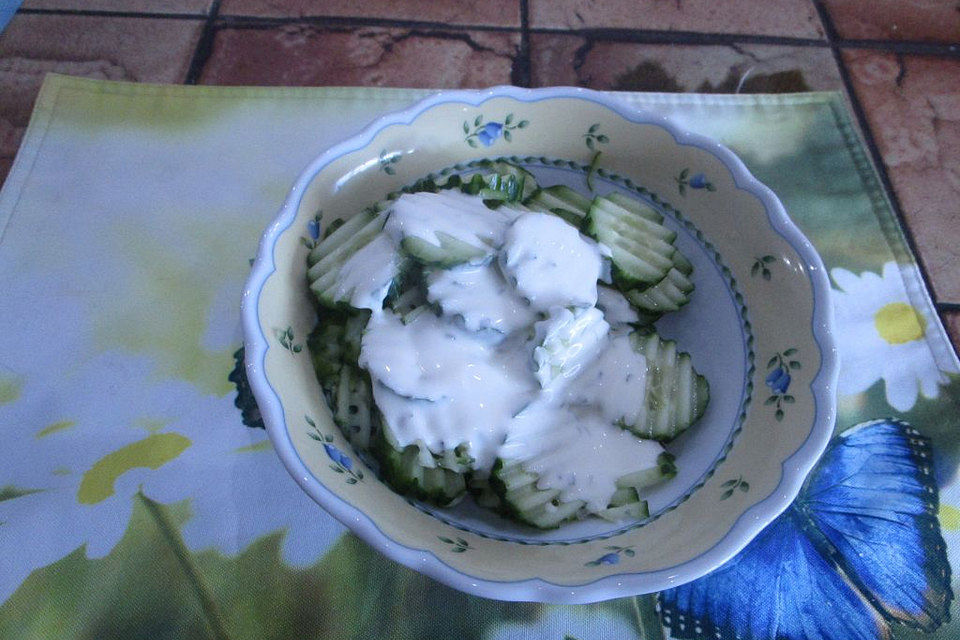 Gurkensahnesalat Gurkensahnesalat