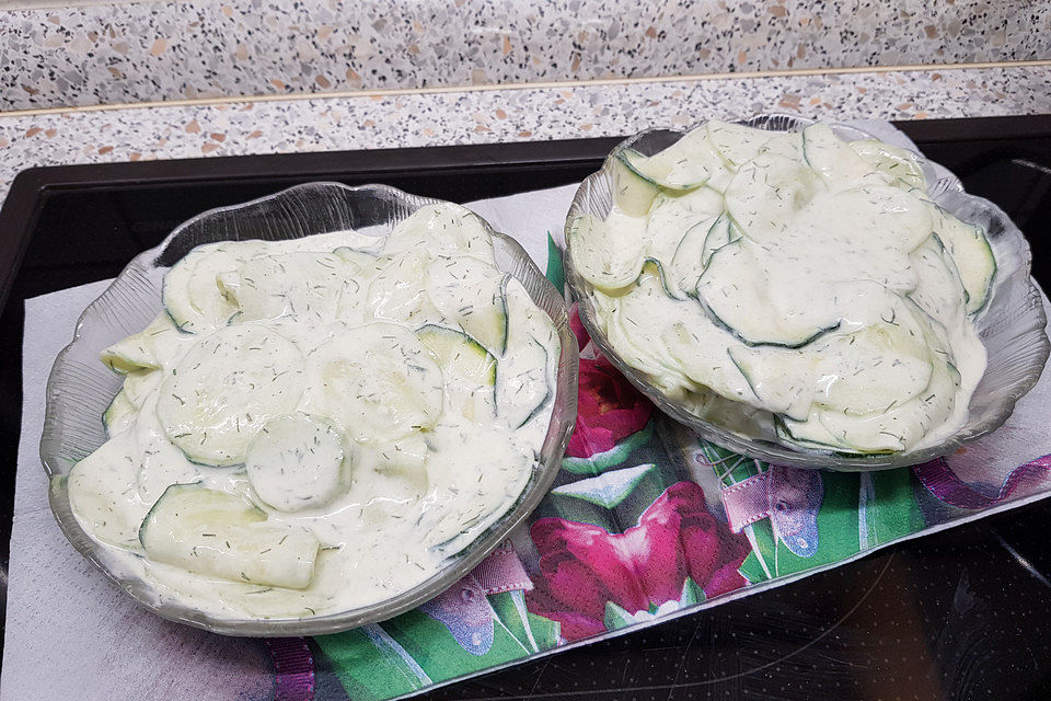 Gurkensahnesalat Gurkensahnesalat