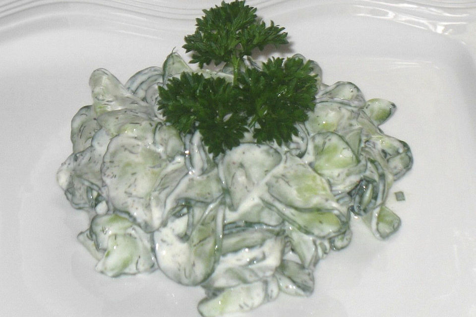Gurkensahnesalat Gurkensahnesalat