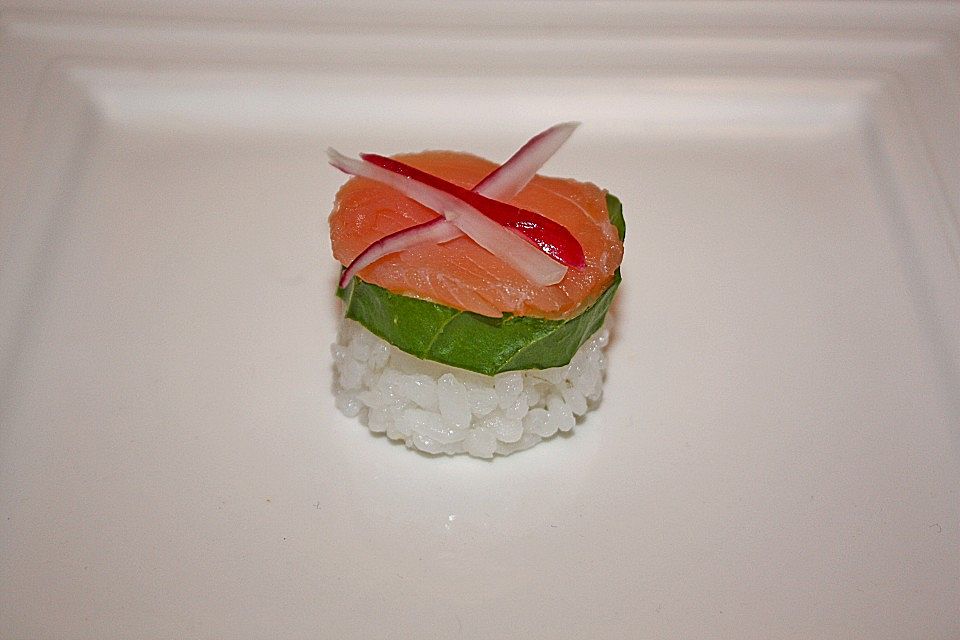 Nigiri - Sushi mit geräuchertem Lachs