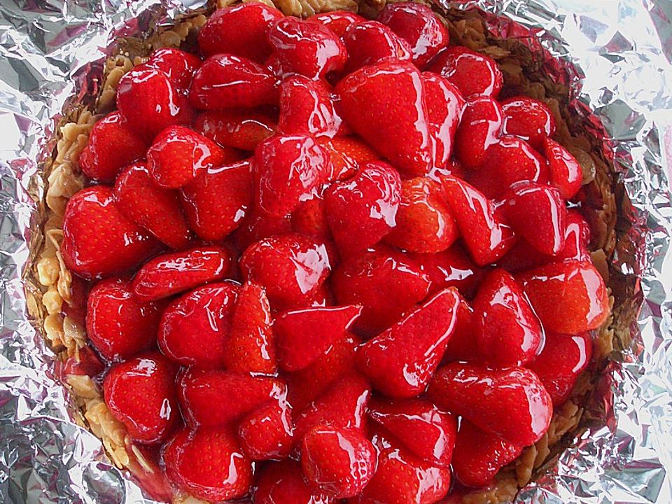 Erdbeer - Krokant - Tarte von Hobbykochen| Chefkoch