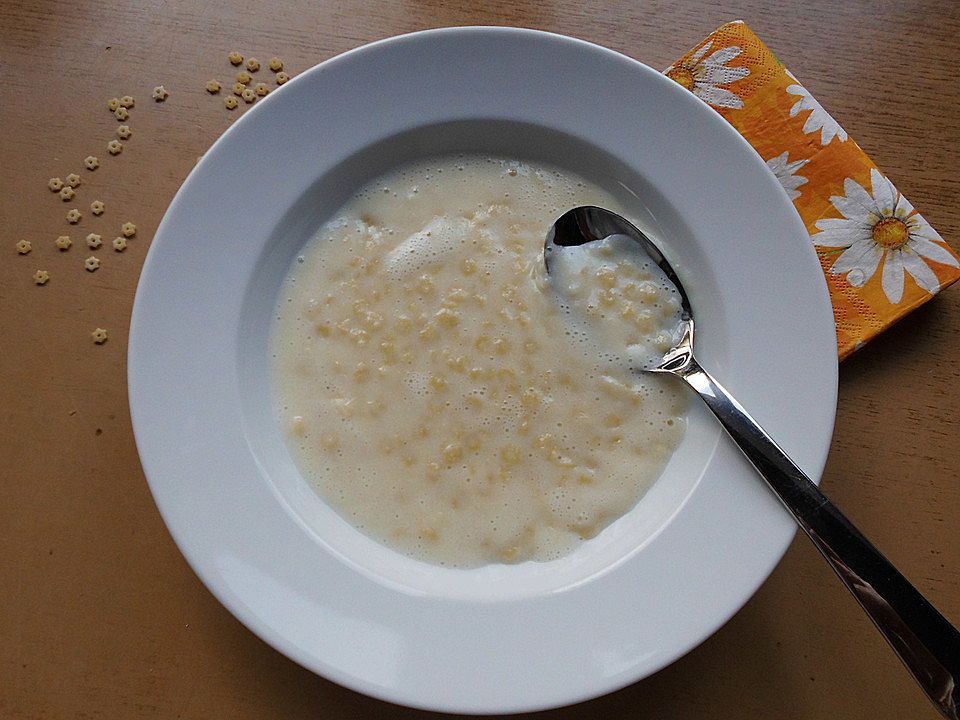 Milchsuppe mit Vanille und Nudeln von bärenmama | Chefkoch
