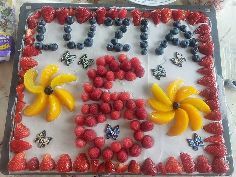 Bunter Obstkuchen vom Blech von miamiglow| Chefkoch