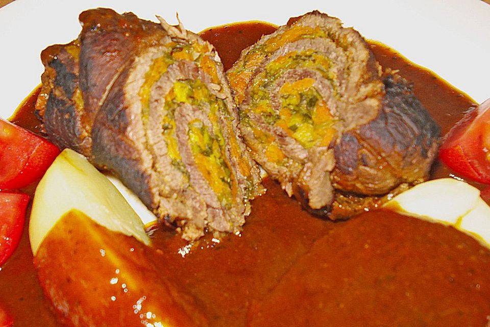 Rinderroulade in tomatiger Sauce