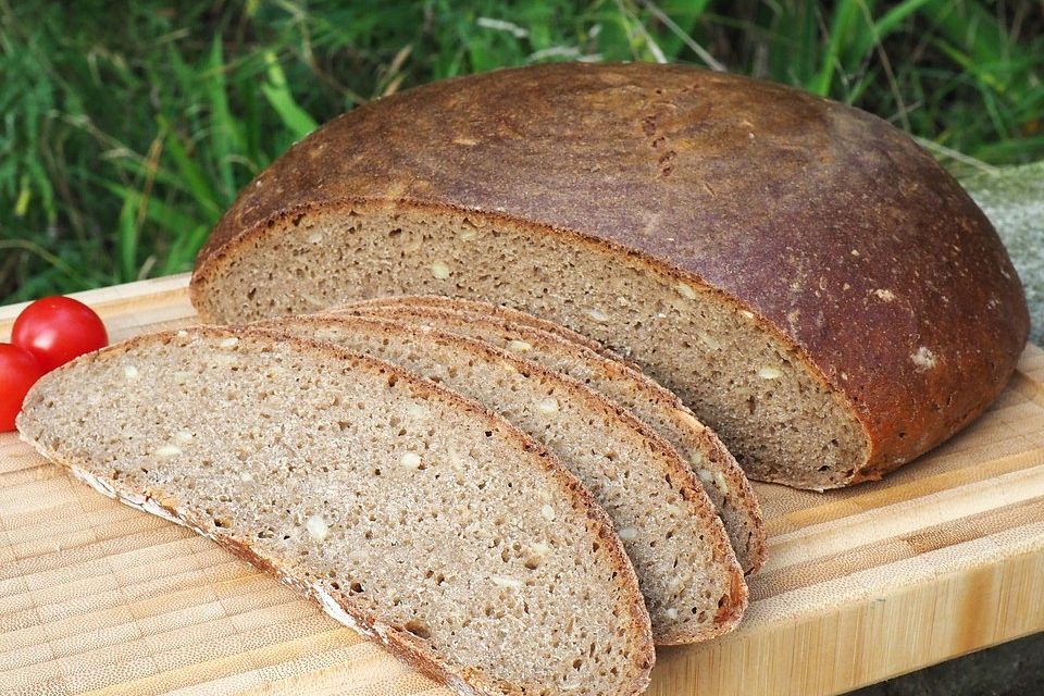 Würzig - malziges Roggenmischbrot mit Sauerteig