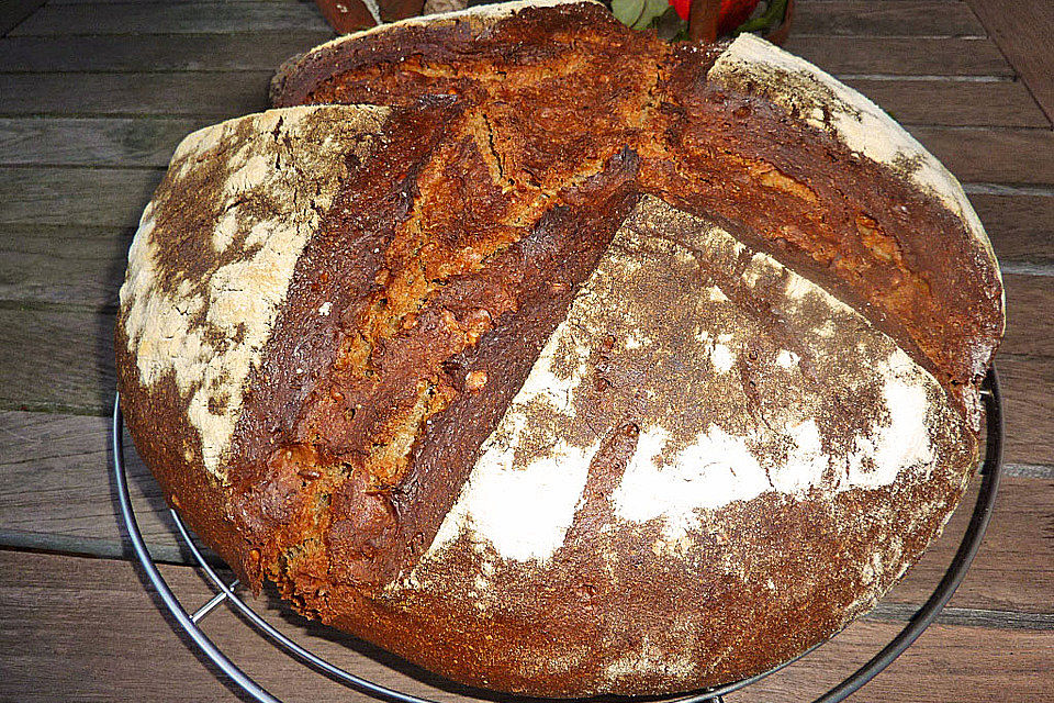 Würzig - malziges Roggenmischbrot mit Sauerteig