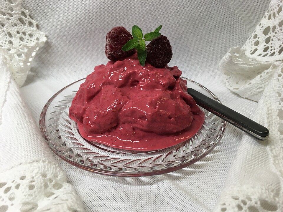 Italialadys Himbeer - Joghurteis von italialady| Chefkoch
