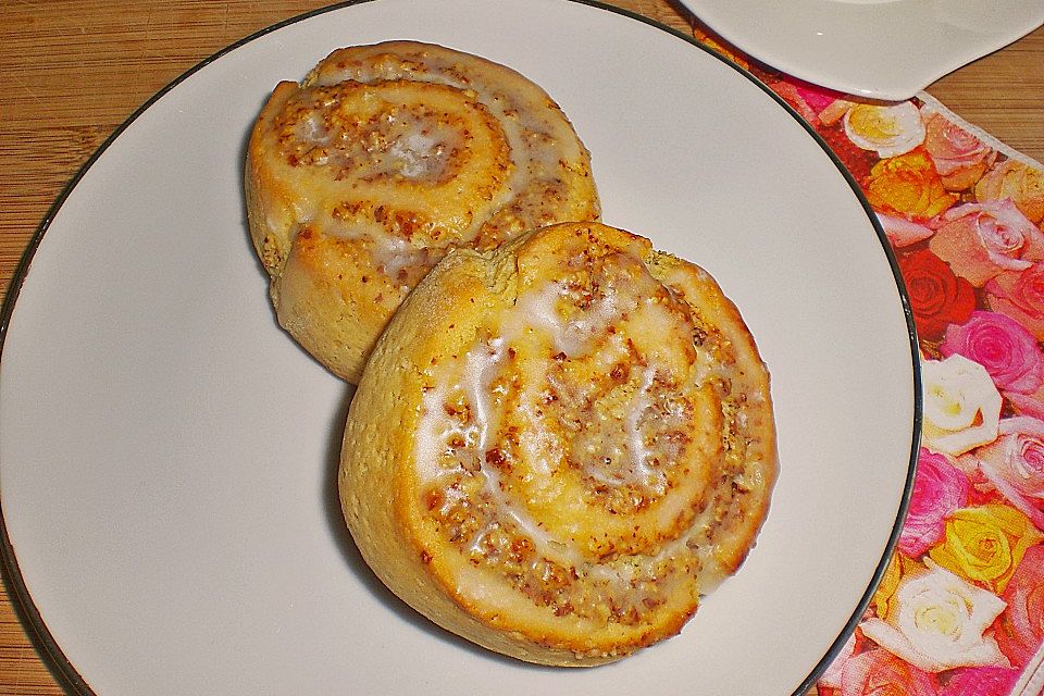 Nussschnecken mit Quark-Öl-Teig Nussschnecken mit Quark-Öl-Teig