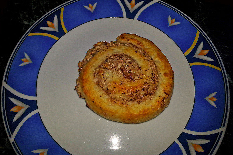 Nussschnecken mit Quark-Öl-Teig