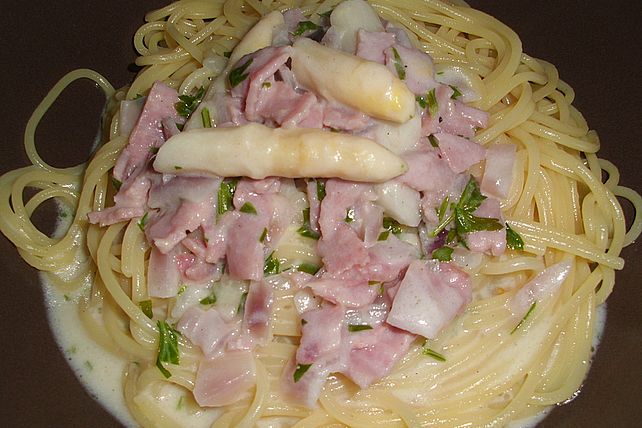 Nudeln mit Spargel-Schinken-Rahmsoße von nanca| Chefkoch