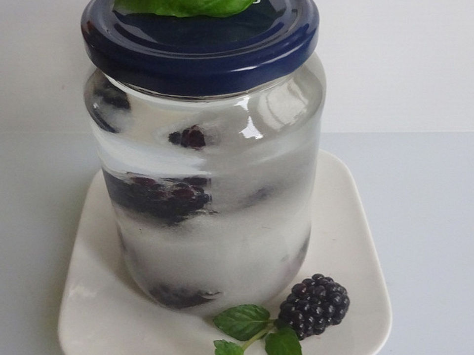 Brombeerlikör von uhrl02| Chefkoch Brombeerlikör von uhrl02| Chefkoch