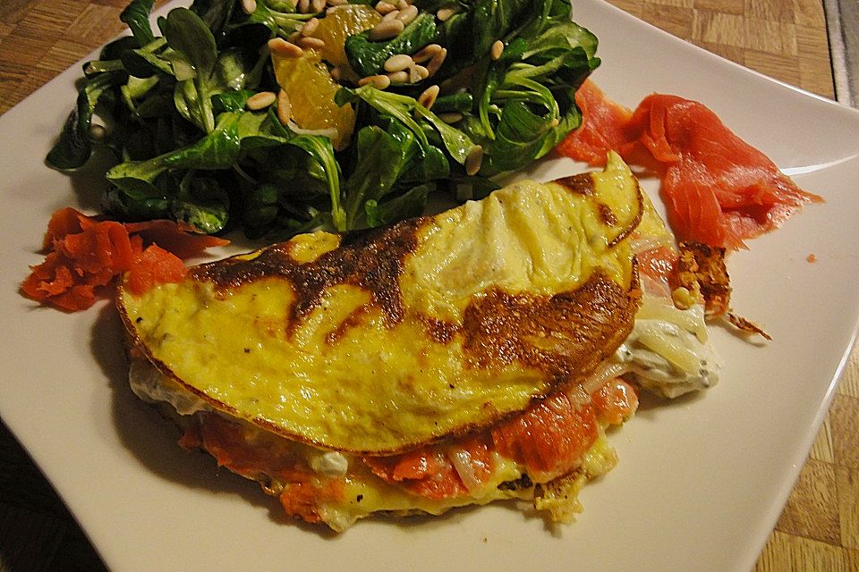 Omelette mit Räucherlachs