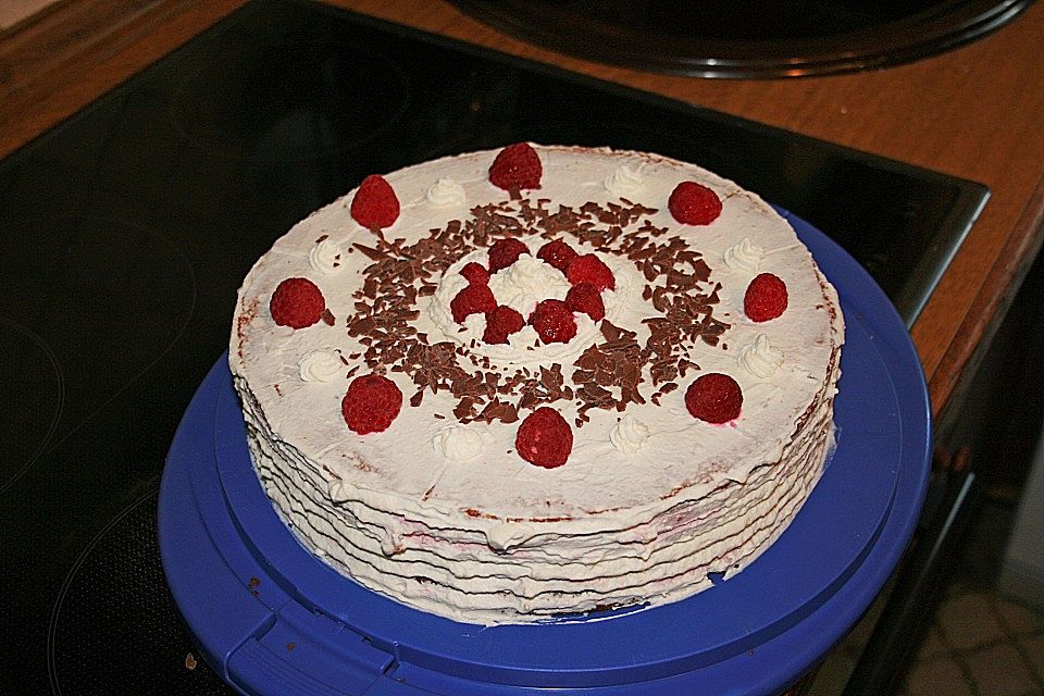 Festliche Himbeertorte