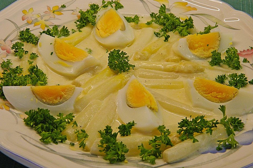 Spargel-Eierragout