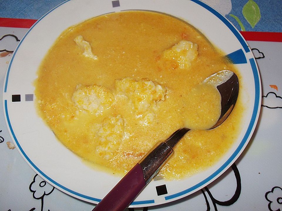 Möhrencremesuppe mit Käseklößchen| Chefkoch