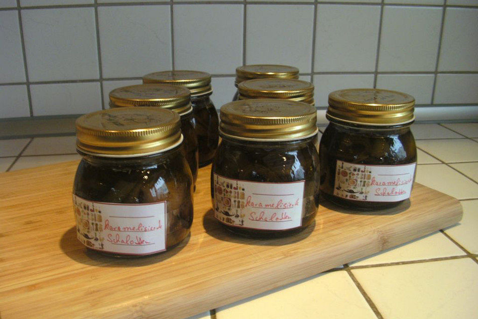 Karamellisiertes rotes Zwiebelchutney