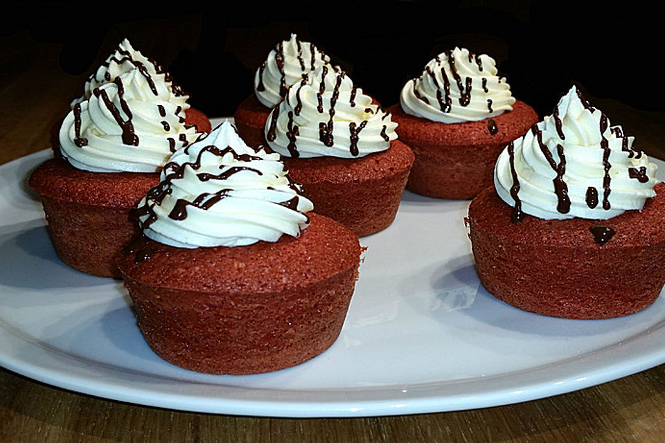 Red Velvet Cupcakes - für besondere Anlässe