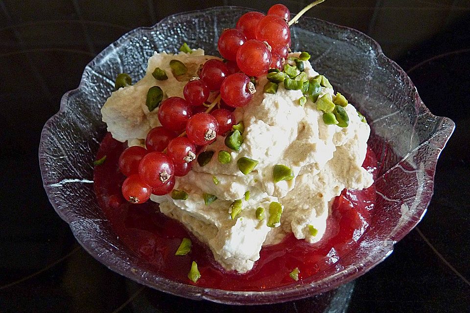 Fix - Kirschgrütze mit Eiskaffee - Sahne