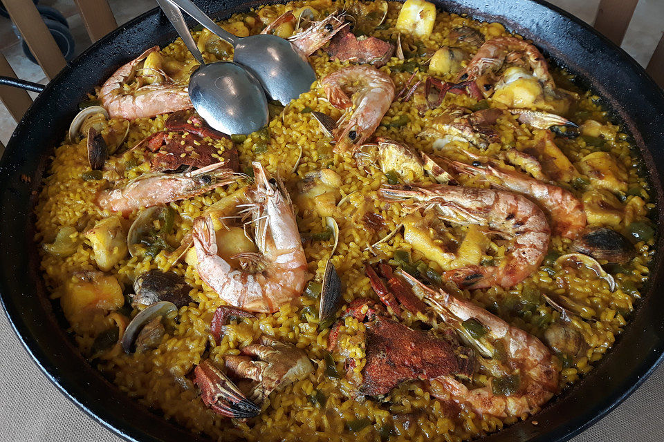 Rafis Fisch Paella