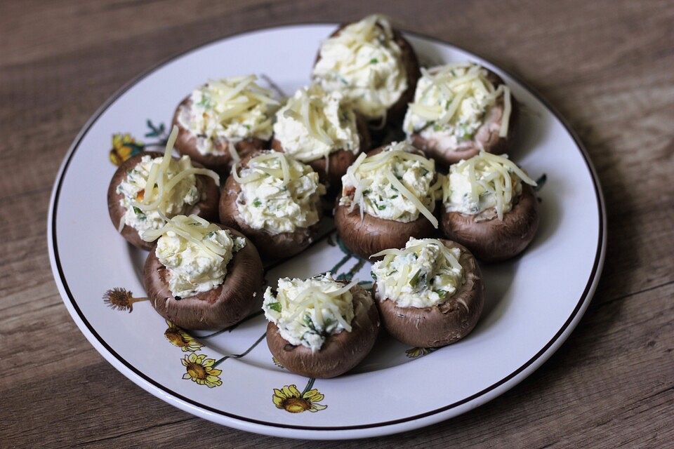 Gefüllte Champignons mit Frischkäse