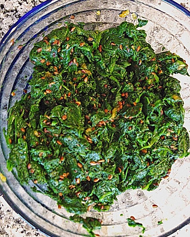 Sigumchi Namul - Korean Spinach Salad Kimchi