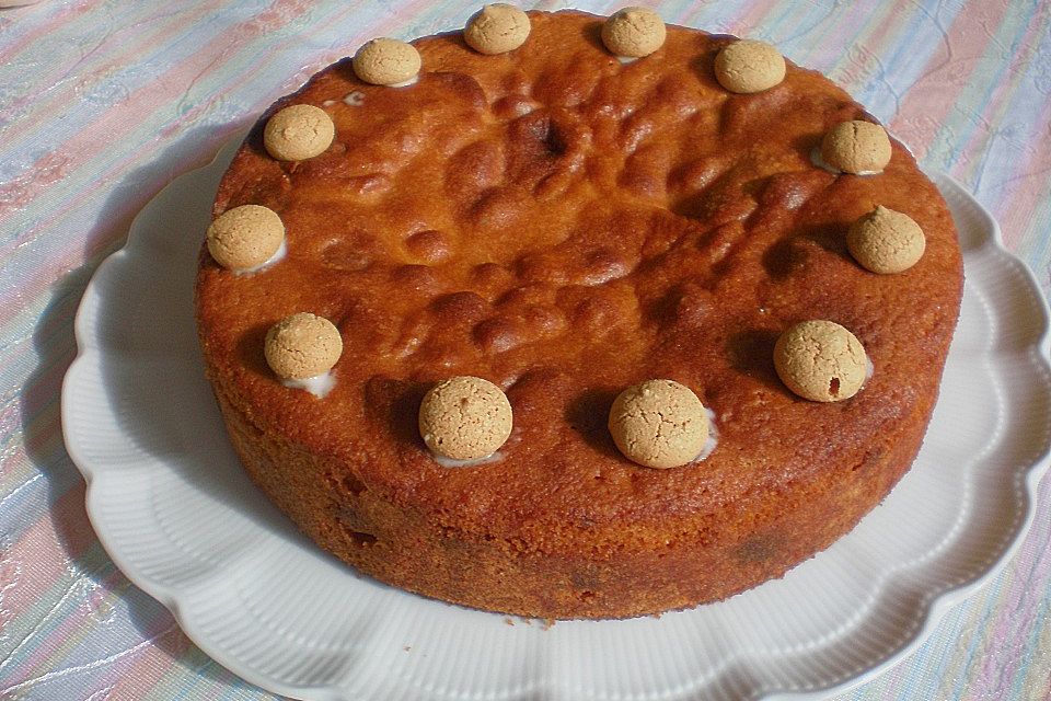 Getränkter Amarettokuchen