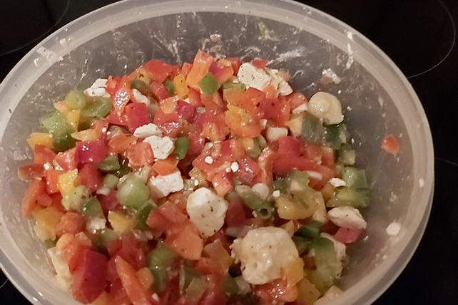 Paprika - Schafskäse - Salat von schleckermäulchen | Chefkoch
