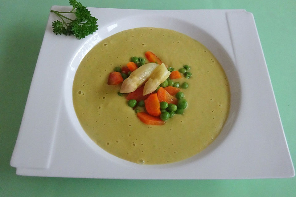 Spargelcremesuppe