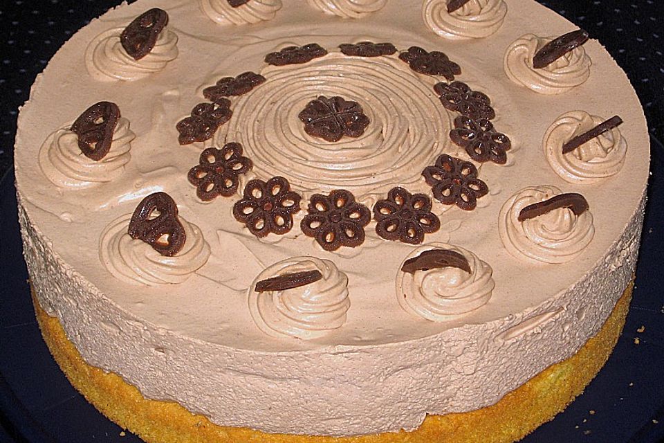 Bananen - Schoko - Sahnetorte Bananen - Schoko - Sahnetorte