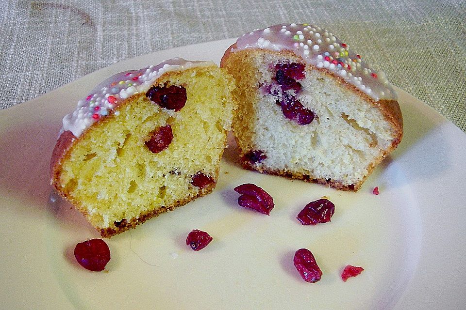 Zitronenmuffins mit Cranberries