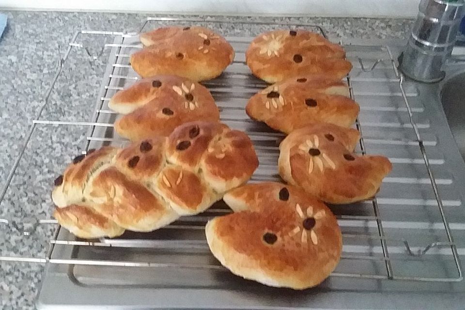 Süßer Hefeteig - von einer Bäckerin bekommen