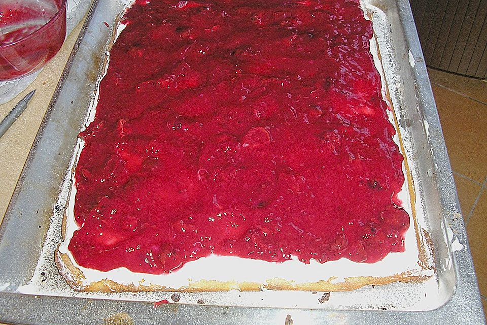 Rote Grütze Kuchen