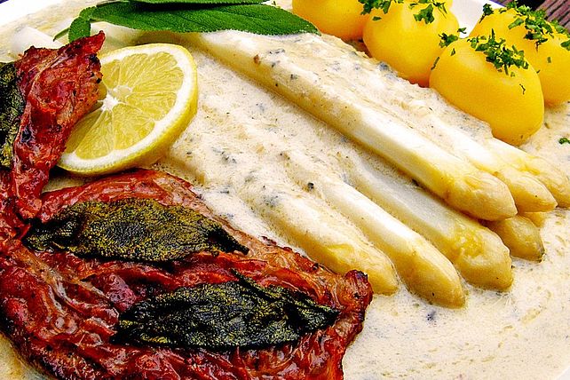 Spargel mit Gorgonzola - Mascarpone - Sauce und Saltimbocca von gotreg ...