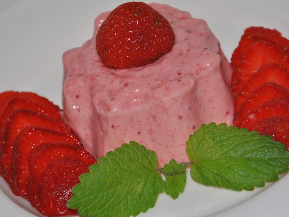 Erdbeermousse von honey_8 | Chefkoch