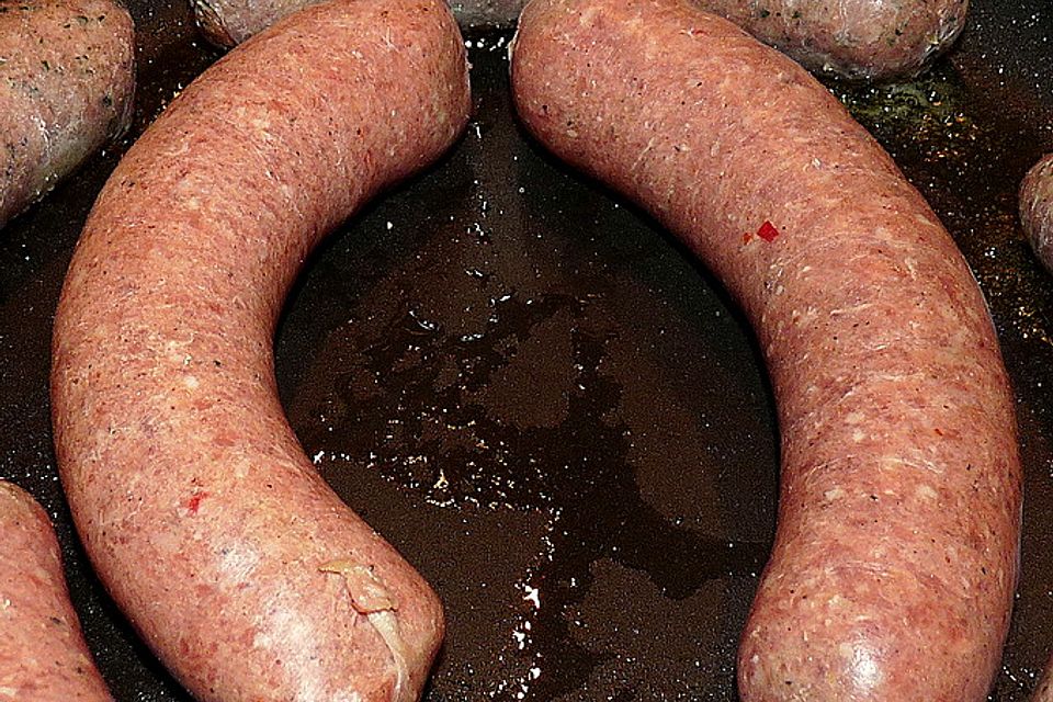 Lammbratwurst mit Chili