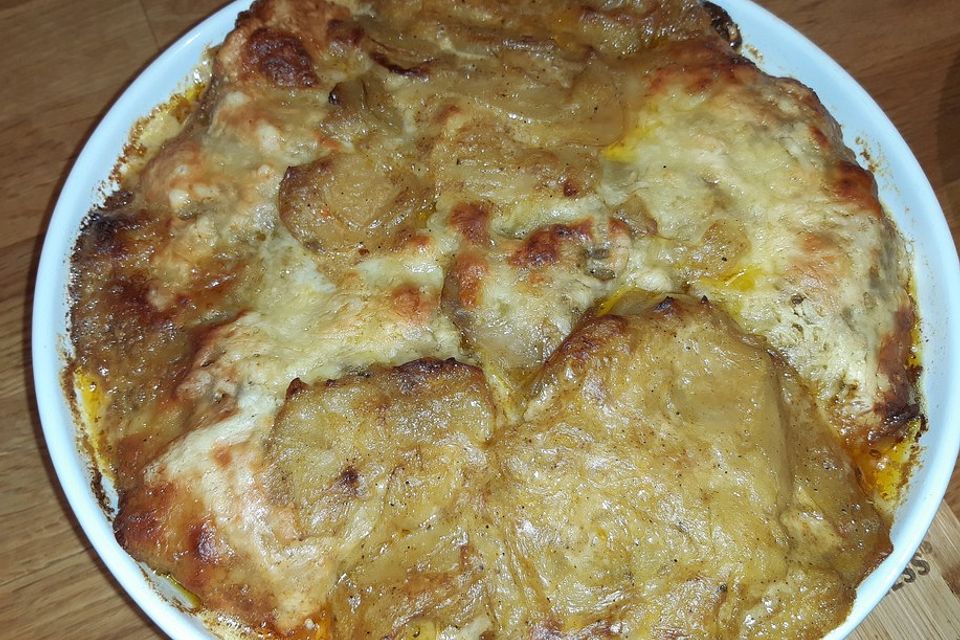 Kartoffelgratin aus rohen Kartoffeln