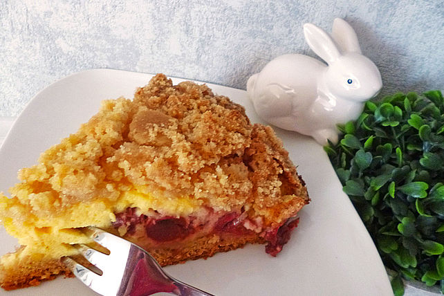 Käsekuchen mit Kirschen und Streusel von Gittili| Chefkoch