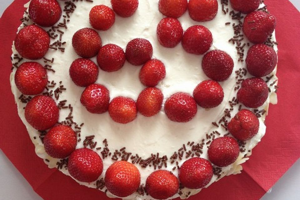 Erdbeertorte mit Frischkäse-Joghurt-Creme