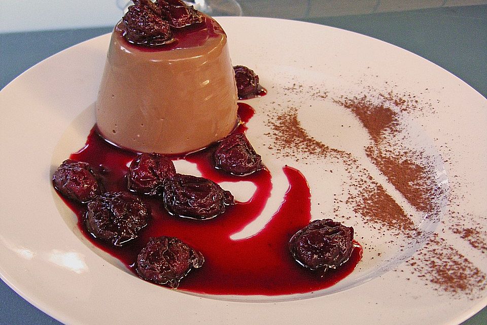 QimiQ-Creme mit Portwein-Balsamico Kirschen