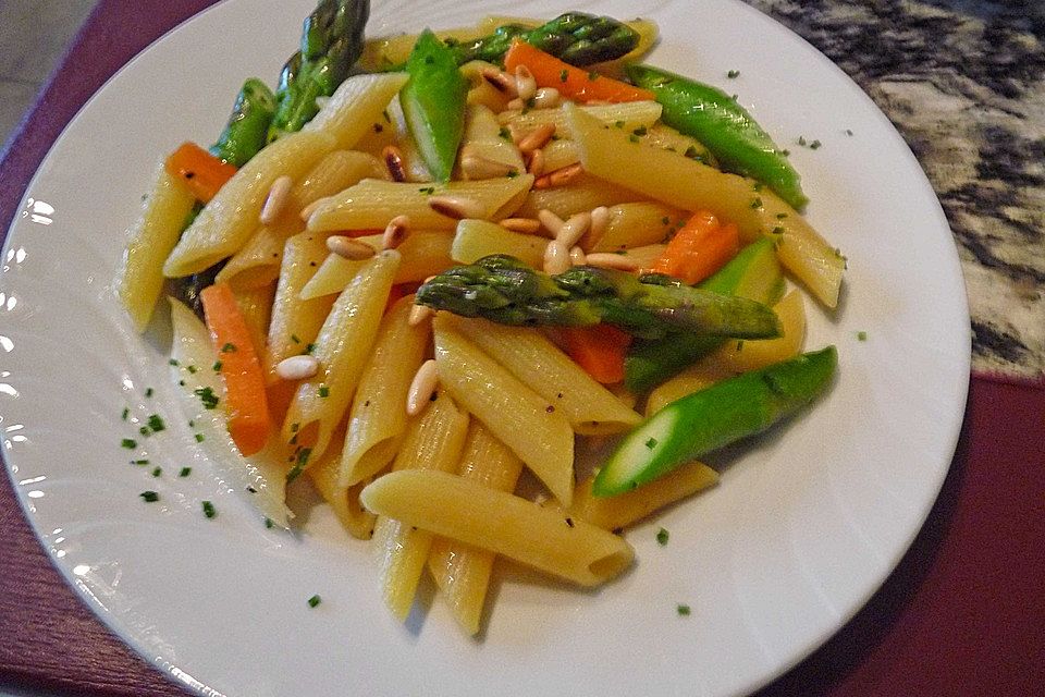 Penne mit Spargel