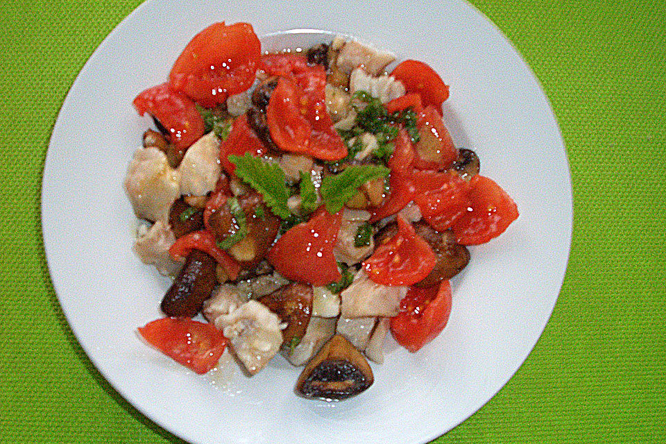 Fischsalat mit Senf-Zitronenmelisse-Soße