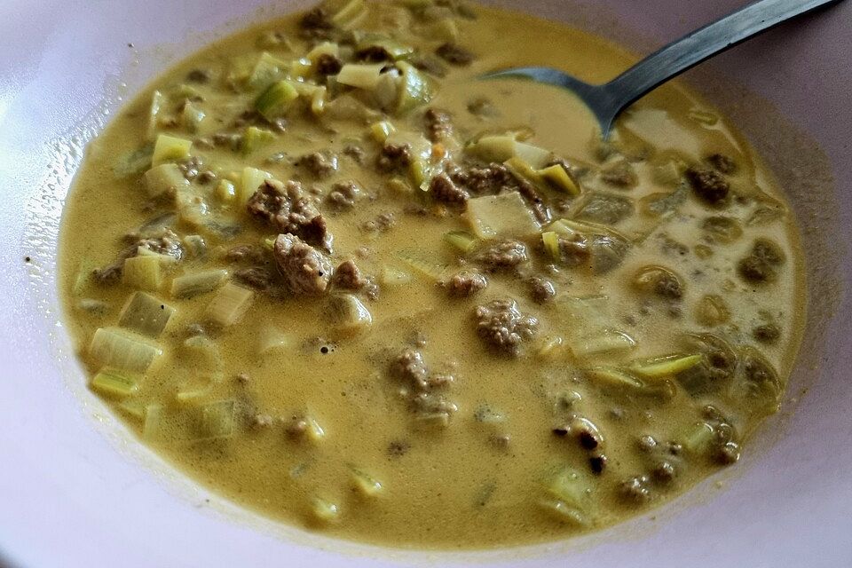 Hackfleisch - Kokosmilch - Suppe