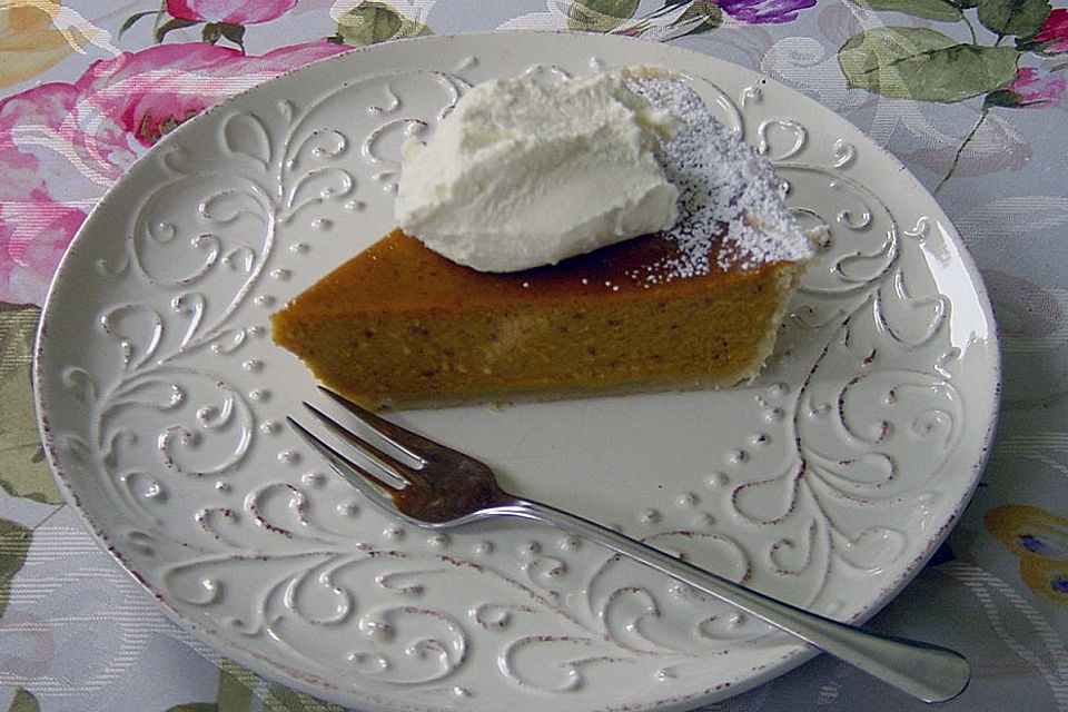 Pumpkin-Pie mit  Brandy - Sahne