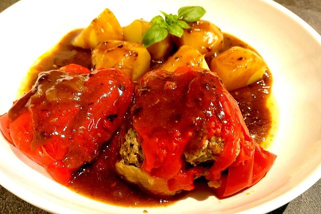 Gefüllte Paprika mit Hackfleisch, Schafskäse und Curry von mok120| Chefkoch