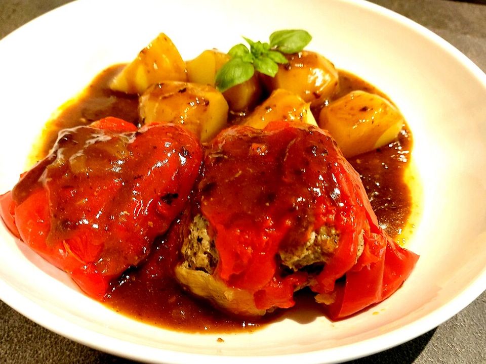 Gefüllte Paprika mit Hackfleisch, Schafskäse und Curry von mok120| Chefkoch
