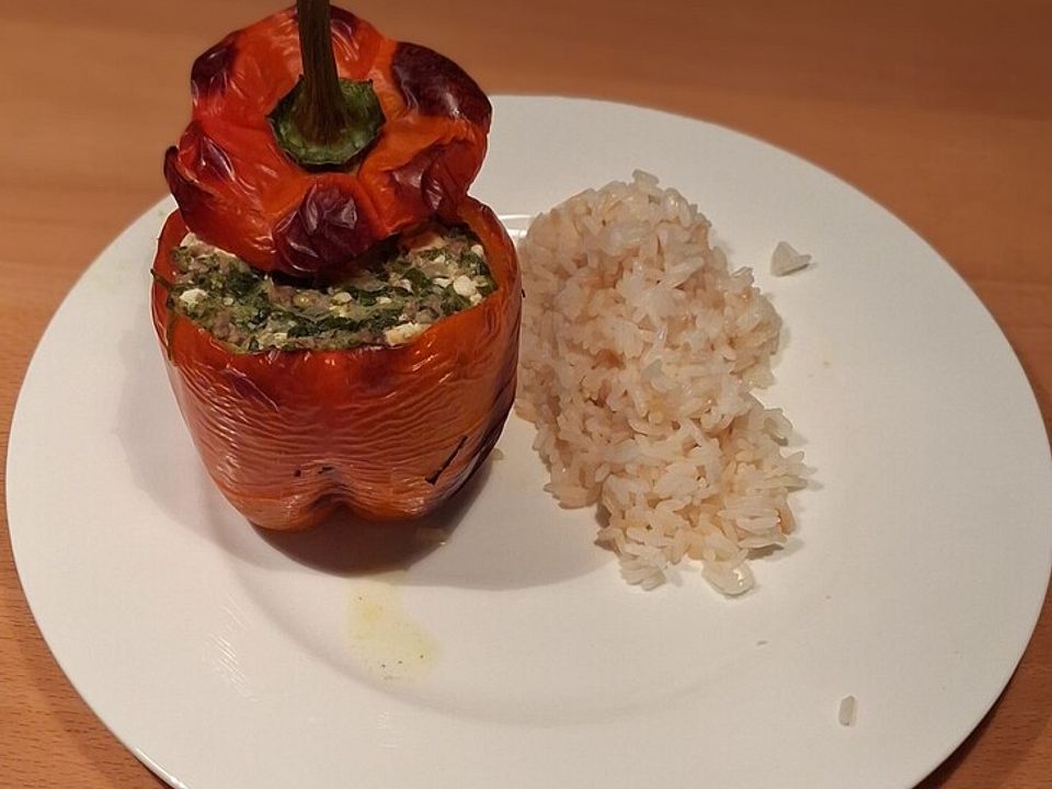 Gefüllte Paprika mit Hackfleisch, Schafskäse und Curry von mok120| Chefkoch