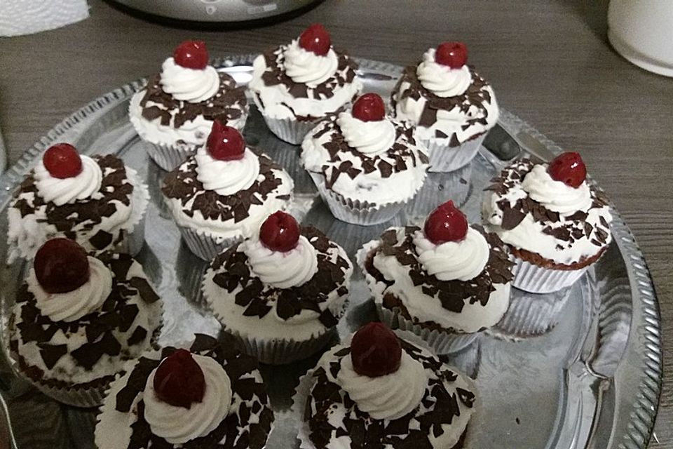 Schwarzwälder Kirsch Cupcakes