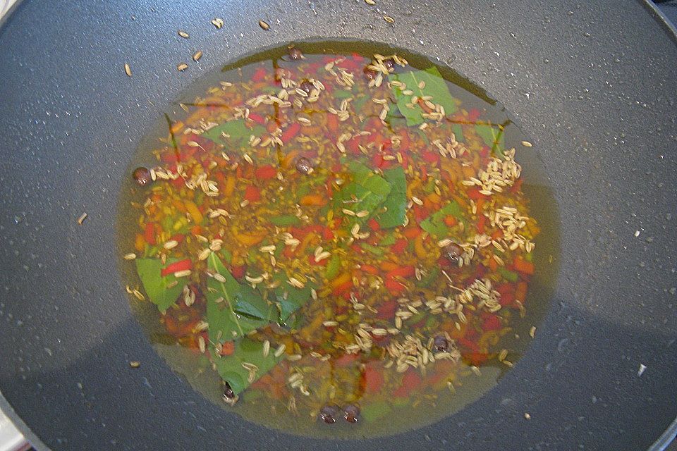 Auberginen in Honigmarinade