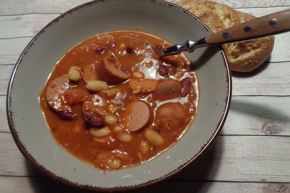 Schnelle Bohnensuppe à la Nessa