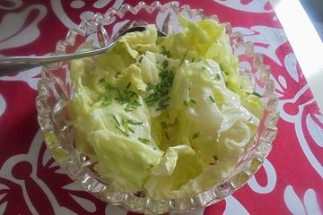Kopfsalat mit Zitronendressing ohne Fett